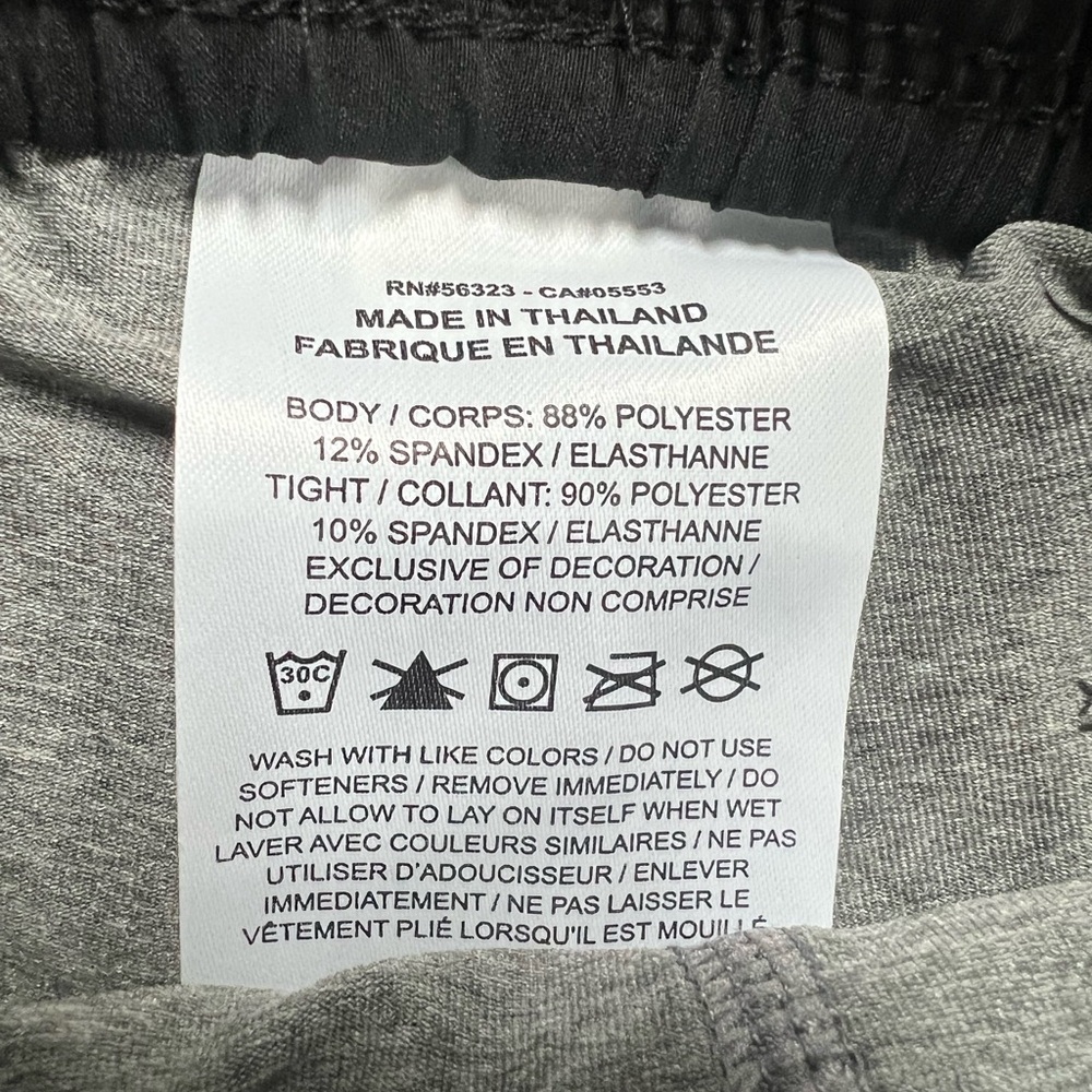 Nike Dri-fit girls shorts - Picture 4 of 9